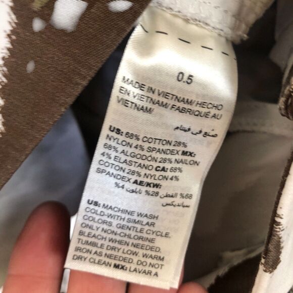 CHICO'S Pants 0.5, Cropped Brown and White Animal Stripes pants Pockets, Sz. 6 - Picture 11 of 16